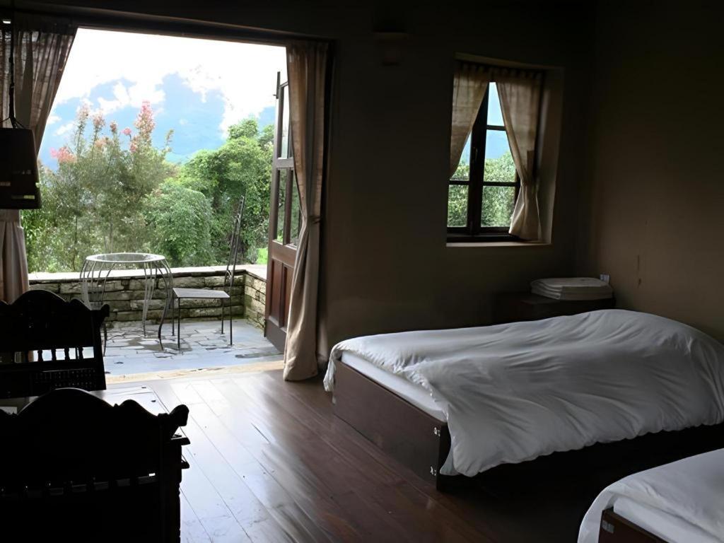 Hananoie - A Permaculture Resort Pokhara Eksteriør billede