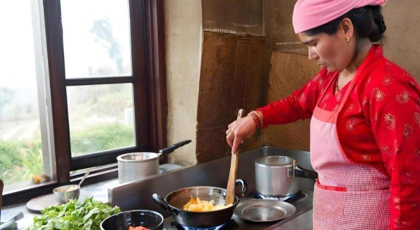 Hananoie - A Permaculture Resort Pokhara Eksteriør billede