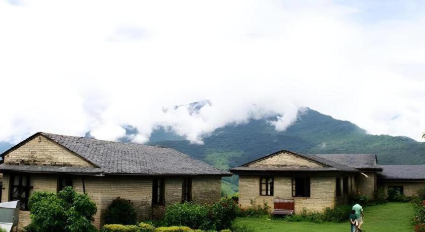 Hananoie - A Permaculture Resort Pokhara Eksteriør billede