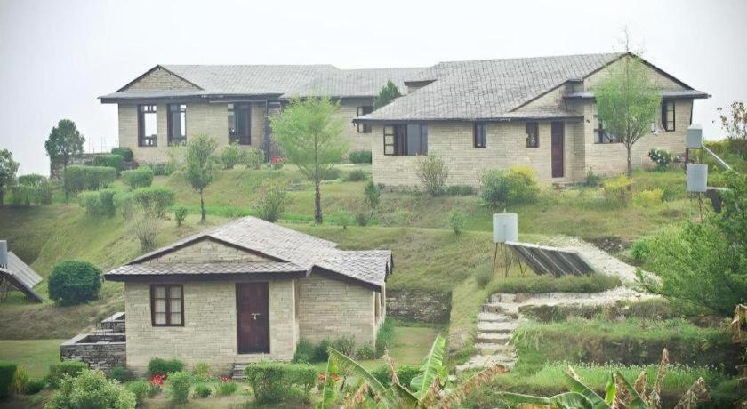 Hananoie - A Permaculture Resort Pokhara Eksteriør billede