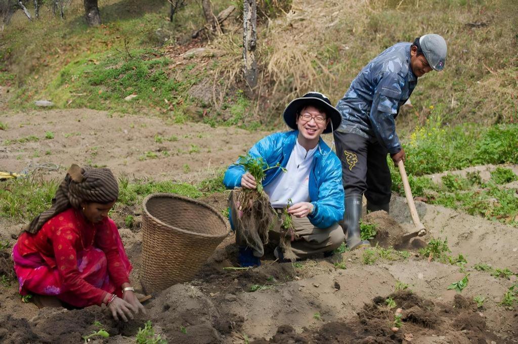Hananoie - A Permaculture Resort Pokhara Eksteriør billede