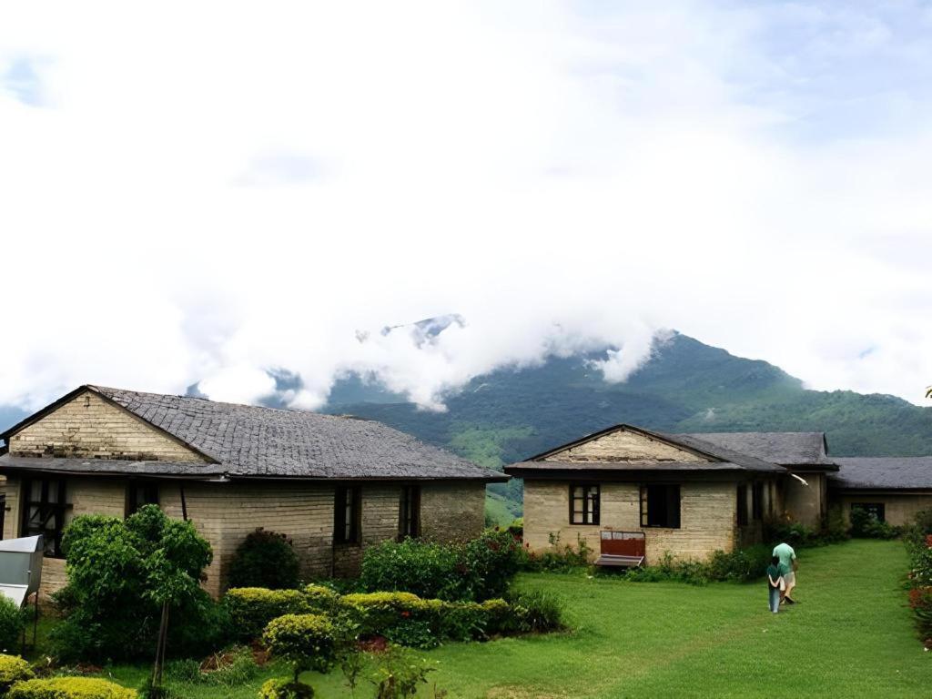 Hananoie - A Permaculture Resort Pokhara Eksteriør billede